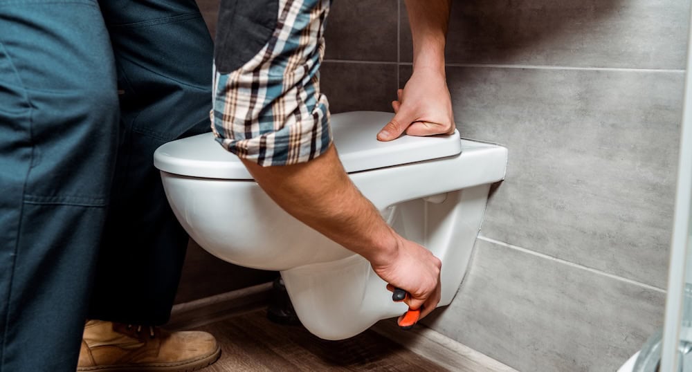Hvad koster et nyt toilet inkl. montering? Priser og eksempler for 2025