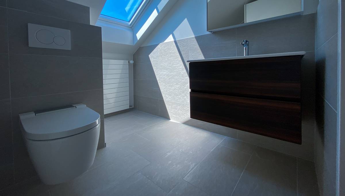 Nyt badeværelsesgulv: Hvad koster det nyt gulv på badeværelset?